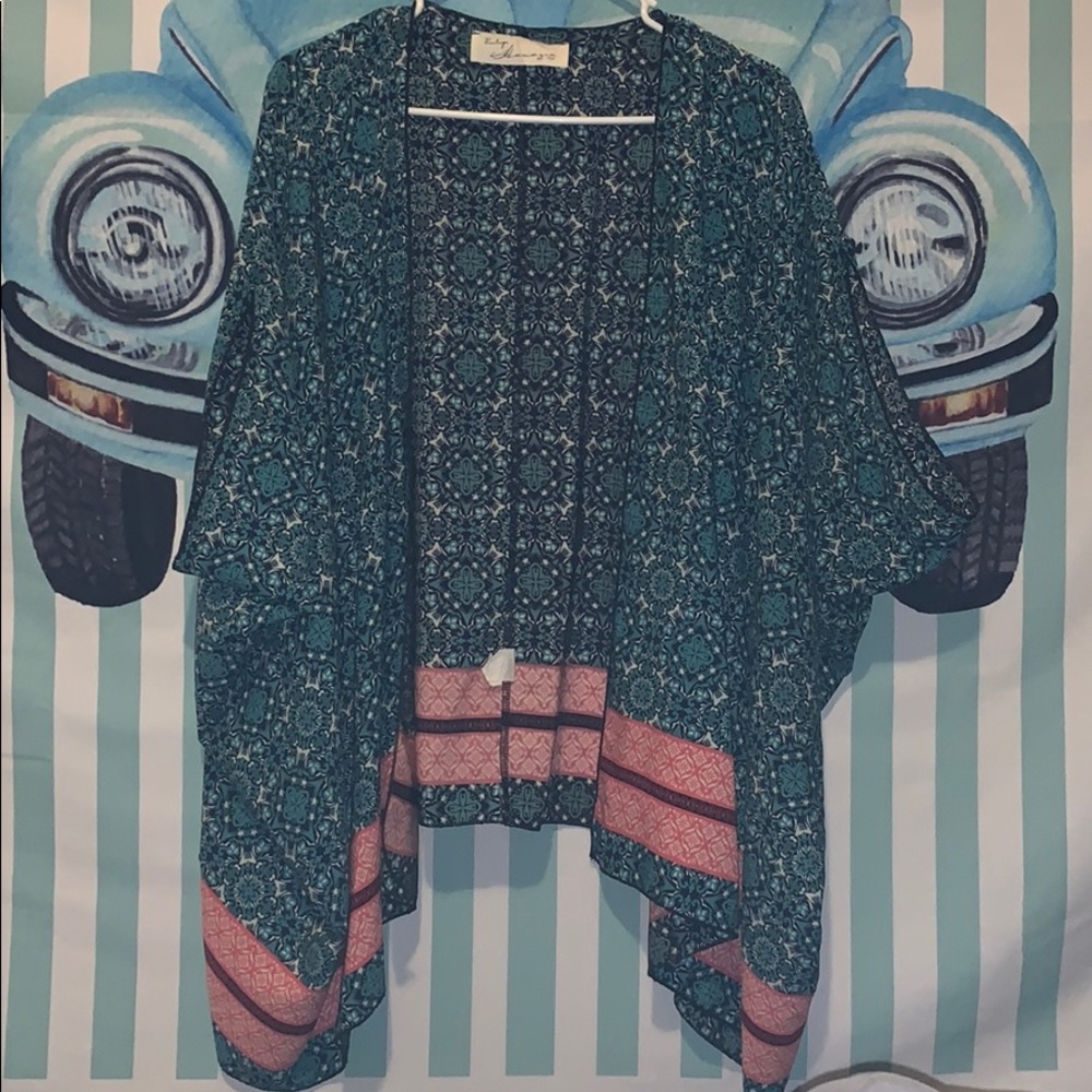 Colorful, flowy Medium kimono!